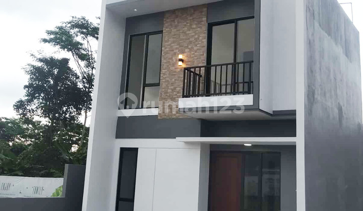 Rumah Baru di Meteseh Siap Huni Jalan lebar bebas banjir 1