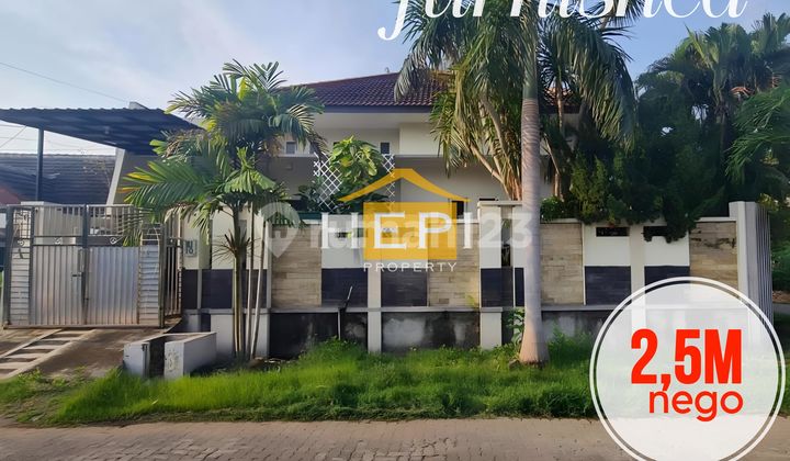 Rumah Furnished Siap Huni dekat jalan utama di Puri Anjasmoro 1
