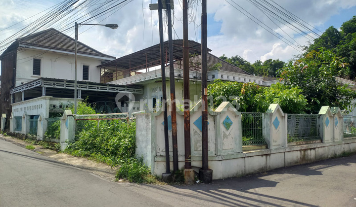 Rumah Hook Hitung Tanah Karangrejo Gajahmungkur deket Unika 1