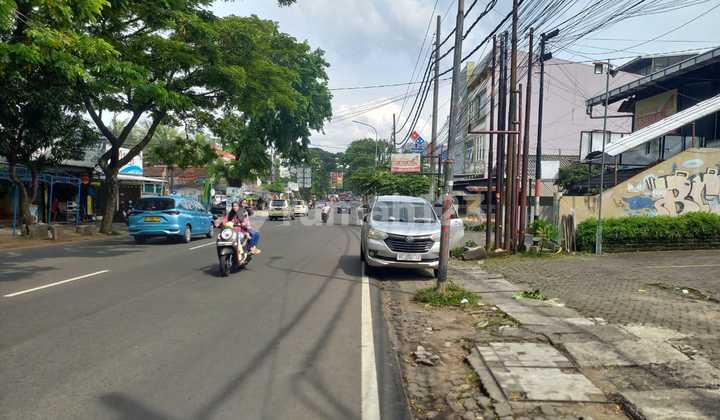 Strategic plot on Jl. Prof. Soedarto Tembalang near UNDIP, located on the main road. 2