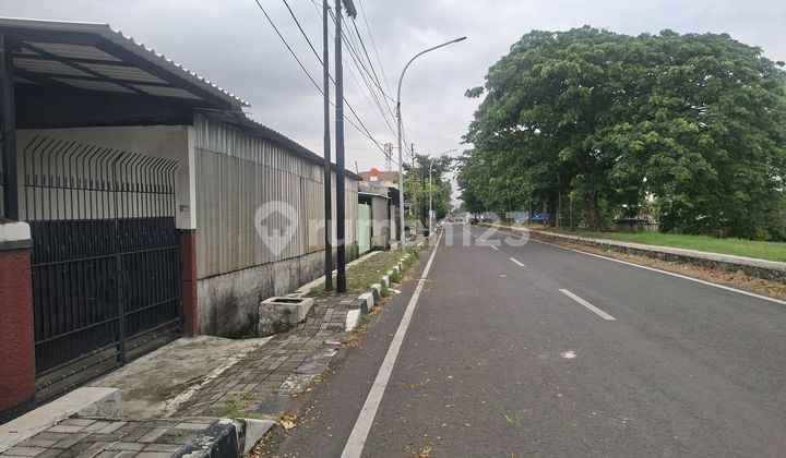 Plot Suitable for Workshop Cafe Restaurant in North Semarang 2