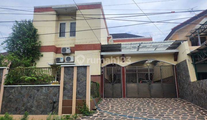 Rumah Mewah 2 lantai di Pondok Hasanudin Semarang Utara 1