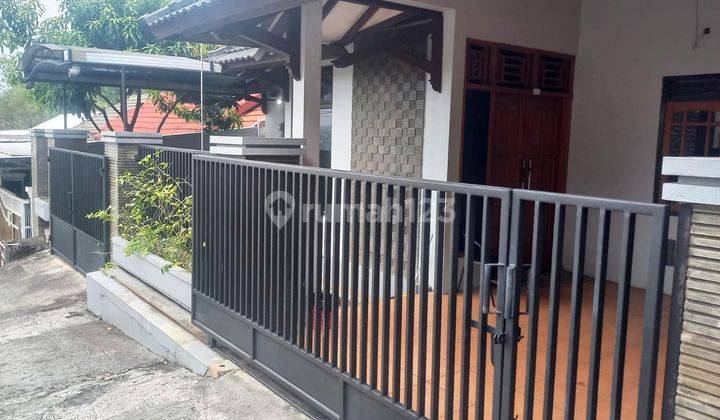 Rumah Rapi Dekat Undip di Cluster Srondol Asri Banyumanik 2