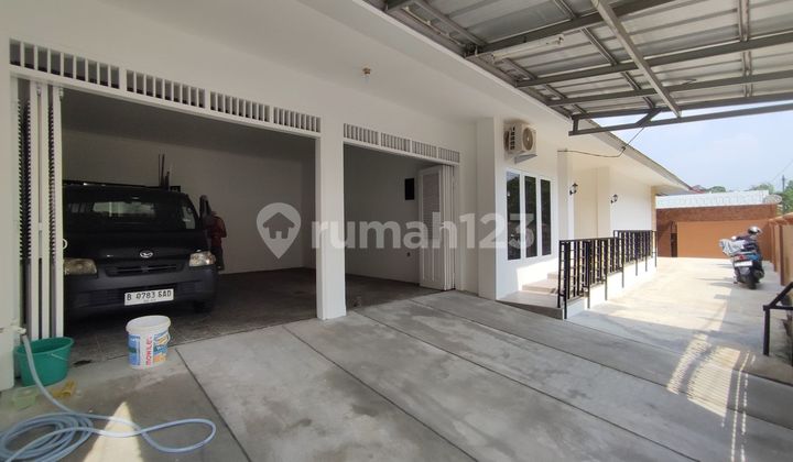 Disewakan Rumah di Kemang Selatan Komplek Bangun Cipta Sarana 2