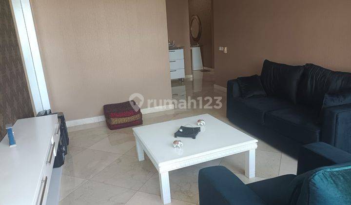 Dijual Apartemen Simprug Teras 3+1 Bedroom Furnished Bagus 1