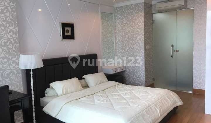 Sewa Apartemen Residence 8 Senopati 1 Bedroom Furnished Bagus