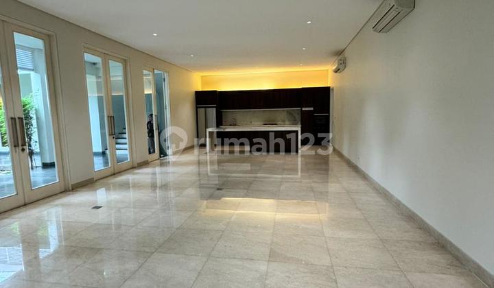Dijual Rumah Mewah di Cilandak Siap Huni Bagus Nyaman
