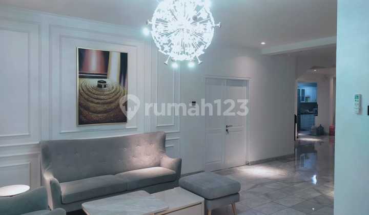 Dijual Rumah Siap Huni di Cilandak Jakarta Selatan Strategis Dijual Rumah Siap Huni di Cilandak Jakarta Selatan Strategis