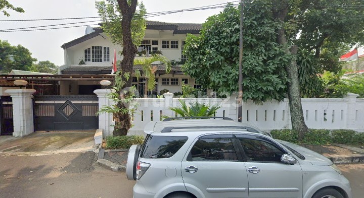 For Rent House in Brawijaya Kebayoran Baru, Good and Strategic 2