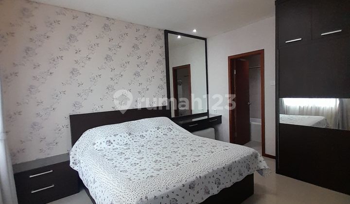 Rent Thamrin Residence Apartment 3 Bedroom Furnished Good