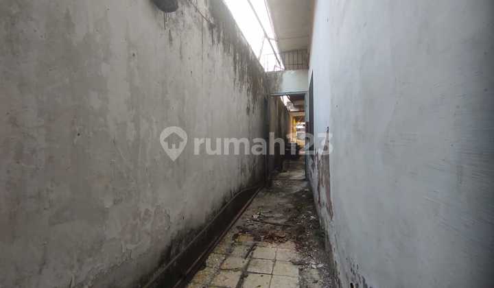 Rumah Petemon Barat Surabaya Pusat Kota Murah  8