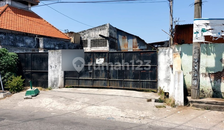 Gudang Hitung Tanah Selangkah dari Raya Tropodo di Raya Tropodo Sidoarjo