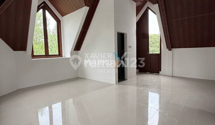 Rumah Klasik Posisi Hook di Araya Malang 2