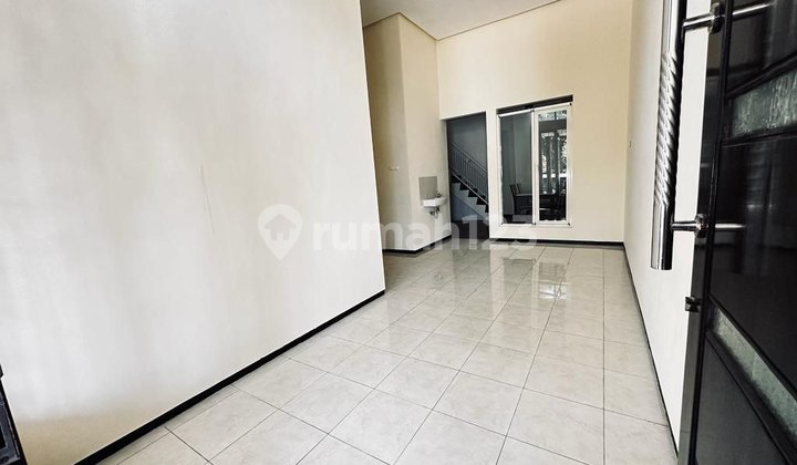 Rumah Minimalis Terawat di Blimbing Malang 2