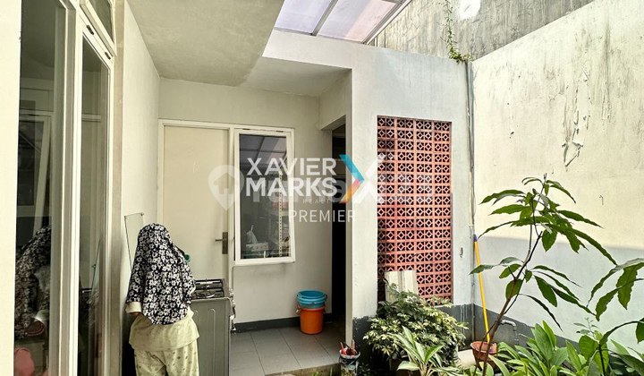 Rumah Selangkah ke Pusat Kota di Ijen Nirwana Malang