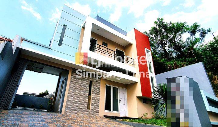 Rumah Minimalis Modern tengah kota Semarang siap pakai di Sri Rejeki , Semarang barat 1