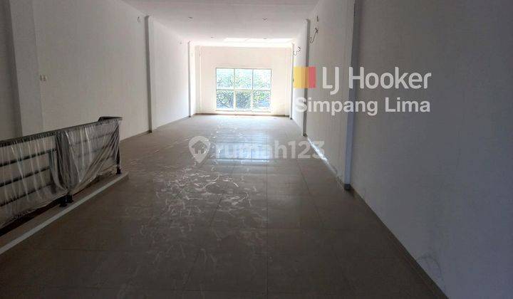Rumah 3 Lantai Bagus di Puri Anjasmoro, Semarang 1