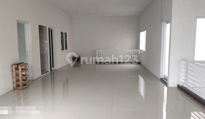 Rumahsiap Huni di Puri Arteri Baru Soekarno Hatta, Semarang 3