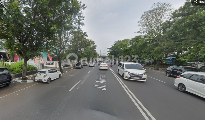 For rent, a classic house on A Yani Street (12500-STA)