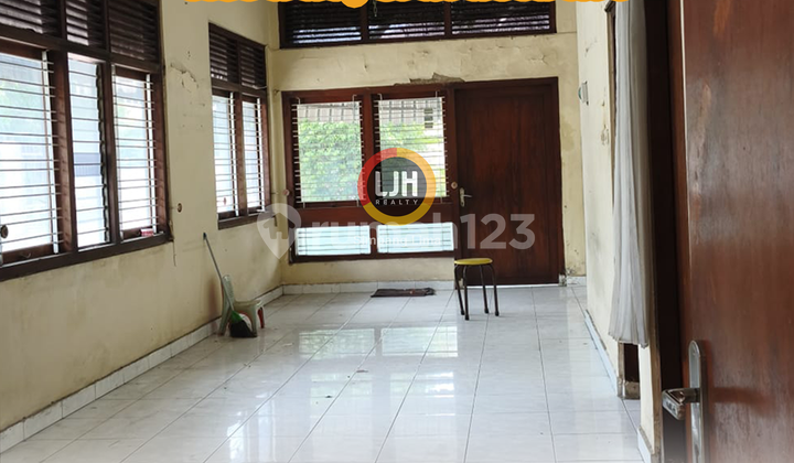 Disewakan Rumah Strategis Dekat dengan Tol dan Perbelanjaan 1