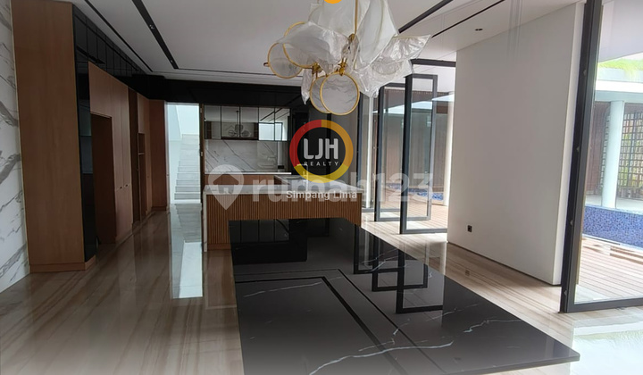 Dijual Rumah Mewah Telaga Bodas, Gajah Mungkur 1