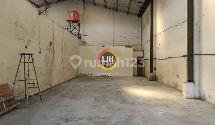 Disewakan Gudang Strategis, Cocok untuk Distribusi & Penyimpanan 2