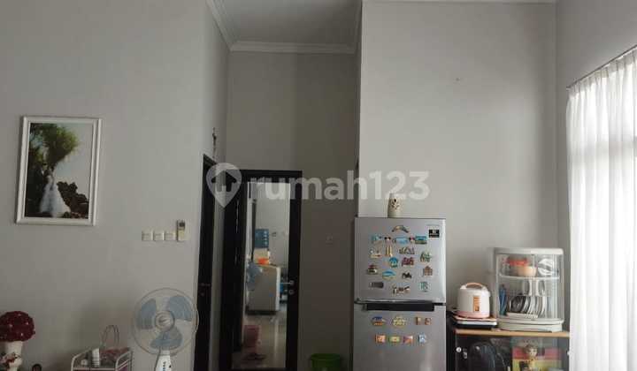 Dijual rumah nyaman di Ceria Tengah ,Graha Estetika 1