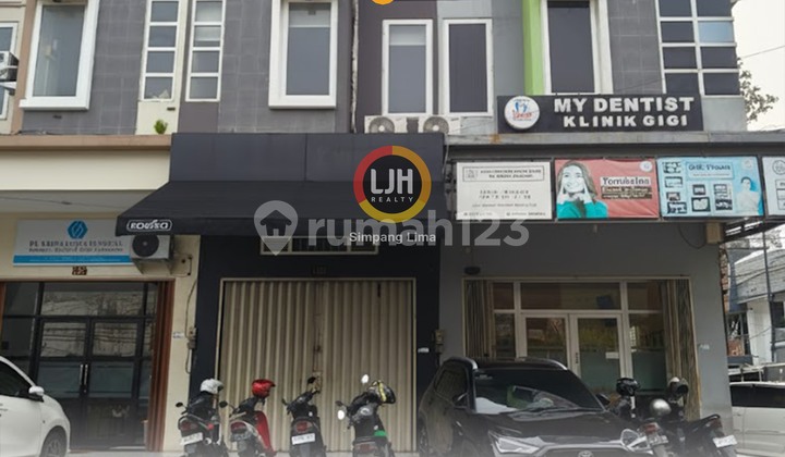 For Rent Strategic Shop House Suitable for Business or Office 1