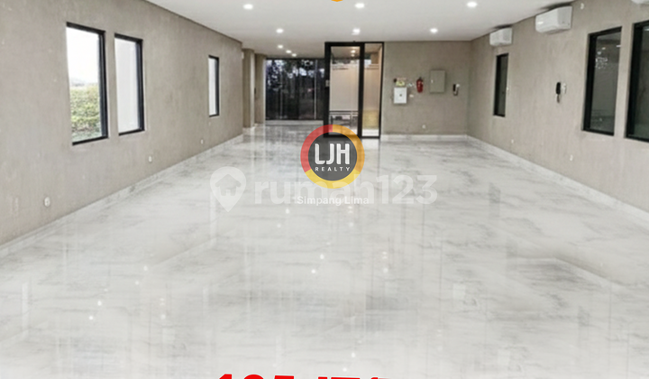 Office for Rent in a Strategic Area, Close to the Airport and Toll Road 1