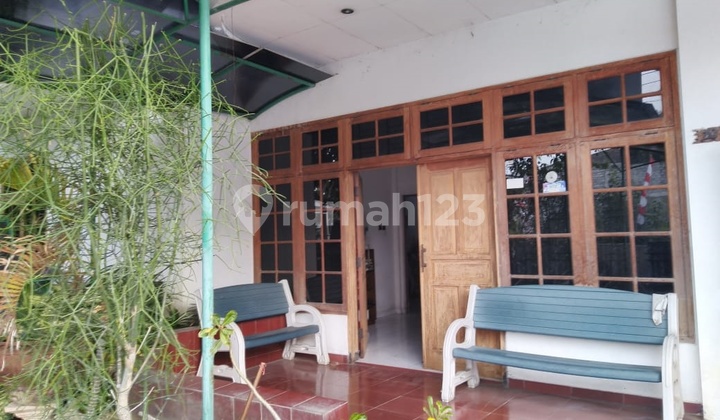 Dijual rumah istimewa di Atmodirono (12506-STE) 1