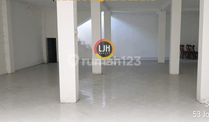 Rumah Bagus di KEdungmundu Raya Semarang 1