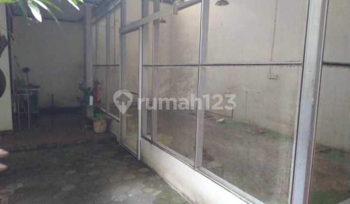 Dijual rumah istimewa di Atmodirono (12506-STE) 2