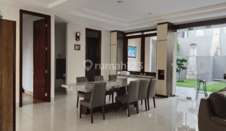 Murah Rumah Super Lux di Setraduta Purnama 2