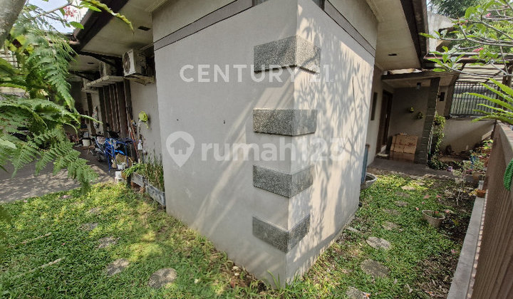 Rumah Hook Rapi & Aman di Taman Holis Indah Thi Bandung 2