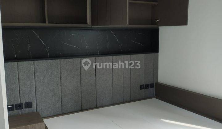 Apartemen Taman Anggrek Furnished Baru Lantai Rendah 2