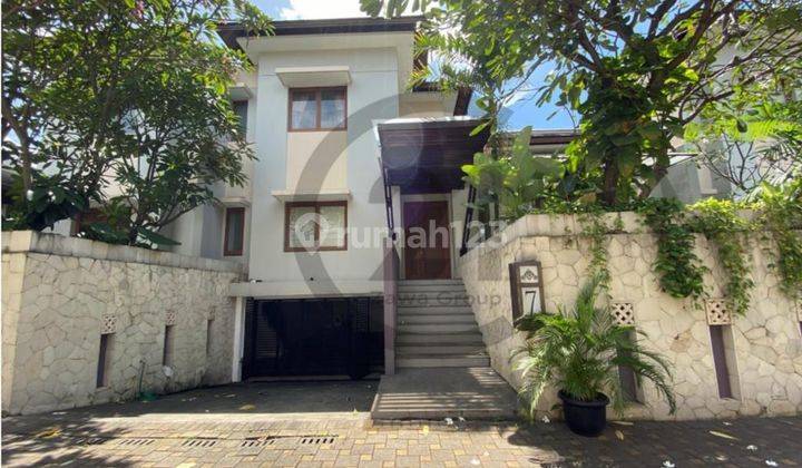 Dijual Rumah Mewah Kemang Jakarta Selatan 1