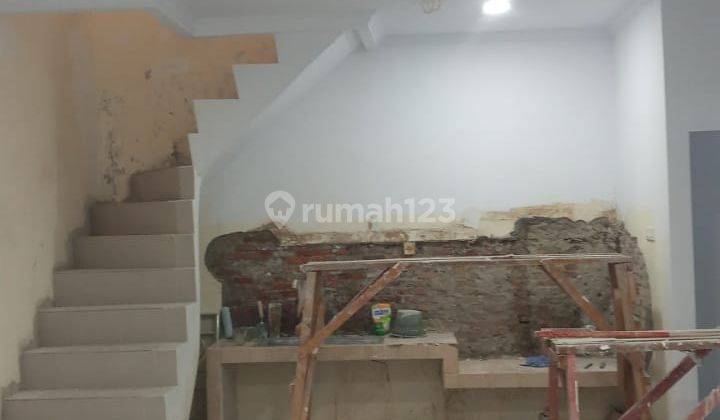 Dijual  Rumah 1,5 Lantai Siap Huni di Cluster Ifolia  1