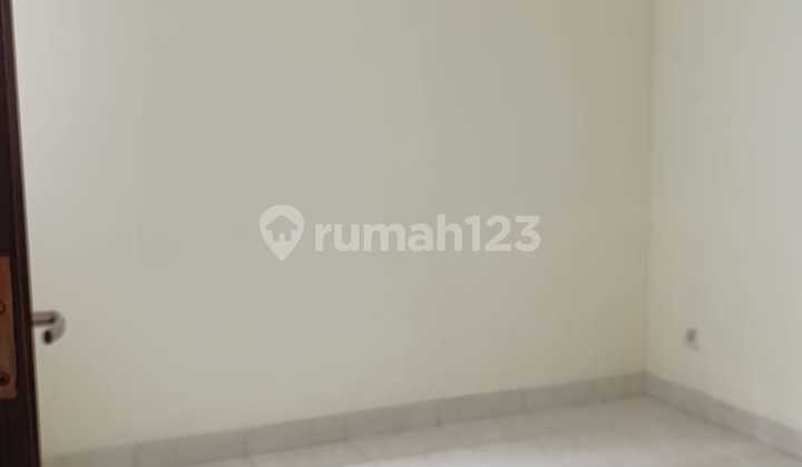 Disewakan Rumah 2 Lantai di cluster Harmoni  2