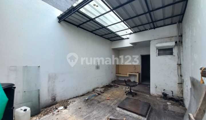 Ruko for Sale Cheap in Harapan Mulya Area, Bekasi Ruko for Sale Cheap in Harapan Mulya Area, Bekasi