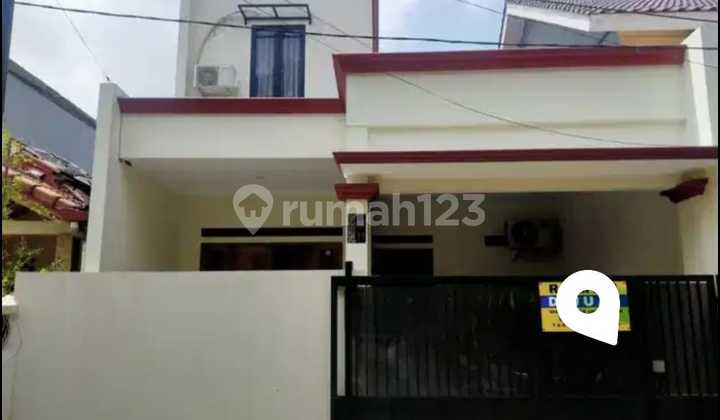 Di jual rumah daerah pondok bambu jakarta timur 