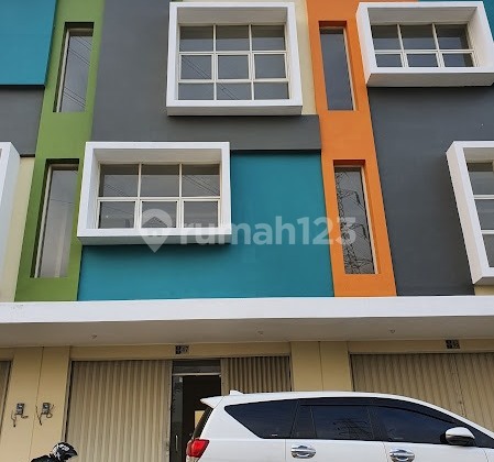 For rent: Arana shop house 1