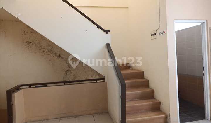 Cheap Shophouse in Harapan Indah Area, Bekasi Cheap Shophouse in Harapan Indah Area, Bekasi