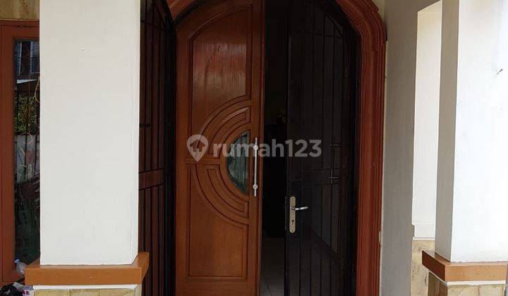 Di sewakan  Rumah di Taman sary harga 45jt per tahun 2