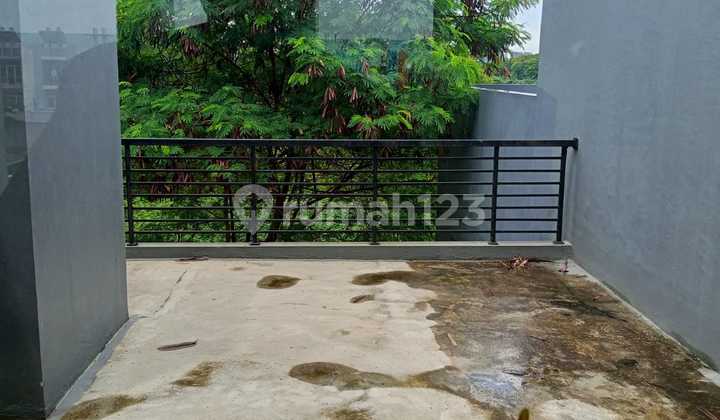 Affordable Shop House in Harapan Indah Area, Bekasi 2
