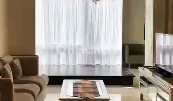 Fully Furnished 3 Bedroom, Lantai Bawah, Taman Anggrek Condominium 1