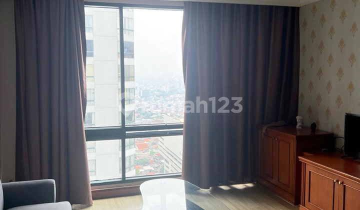 Fully Furnished 2 Bedroom, Taman Anggrek Condominium, Lantai Tengah