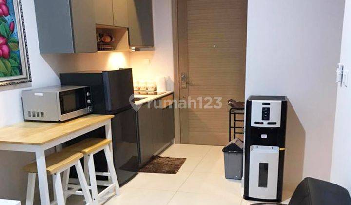 Fully Furnished, Taman Anggrek Residences, 2 Bedroom, Middle Floor, Pool View 2