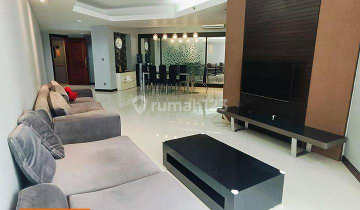 Comfortable Taman Anggrek Condominium Fully Furnished 2 Bed, Mid Floor 1