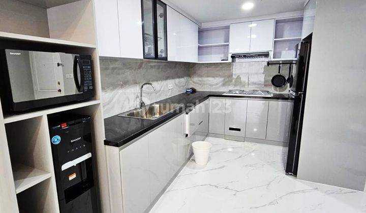 Furniture Brand New Fully Furnished, Taman Anggrek Condominium, 2 Bedroom, High Floor 2