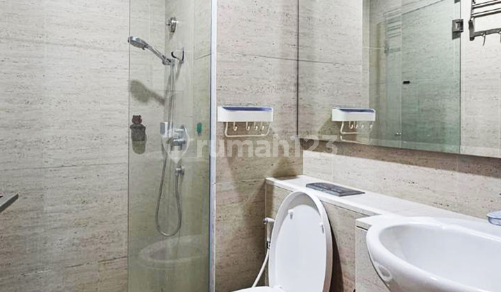 Dijual Fully Furnished, Taman Anggrek Residences 3 Bed, High Floor at Tanjung Duren 2